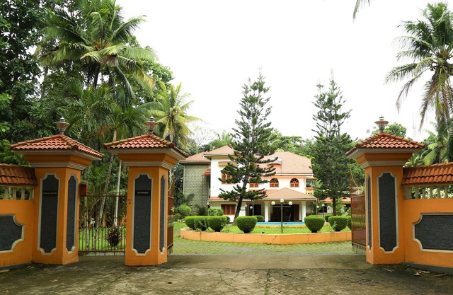 Casa de lujo totalmente amueblada - Casa espaciosa para familias - en Kottayam