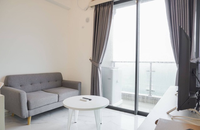Fully Furnished With Comfortable Design 2Br Sky House Apartment Bsd
