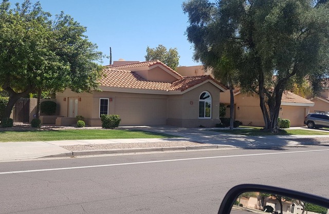 Fully furnitured, new remodeling. Owner pays for all services.