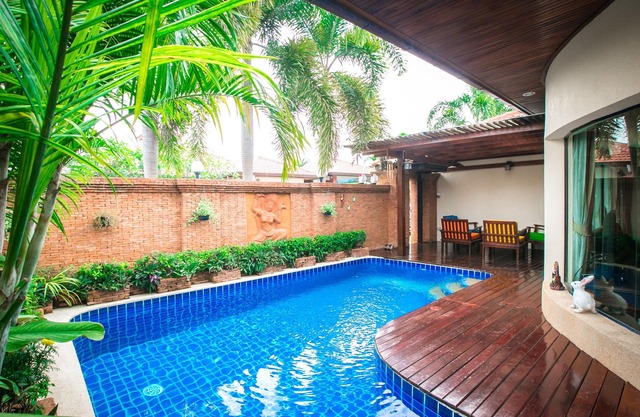 Piscina totalmente privada Villa Pattaya