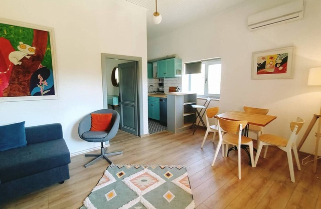 Fully renovated 1-bedroom stone house in tranquil Yaka village. Pet friendly!