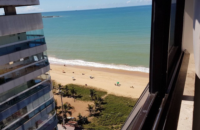 Fully renovated apartment pasárgada overlooking the sea