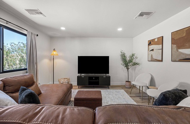 NEW Remodel + Backyard Oasis Near Old Town