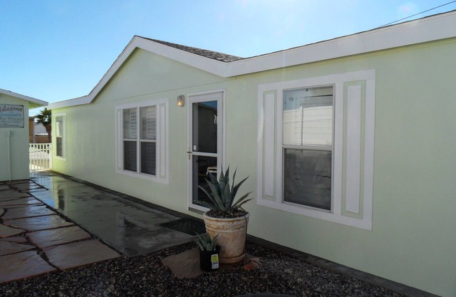 Nice Quiet Lake House Sleeps 6