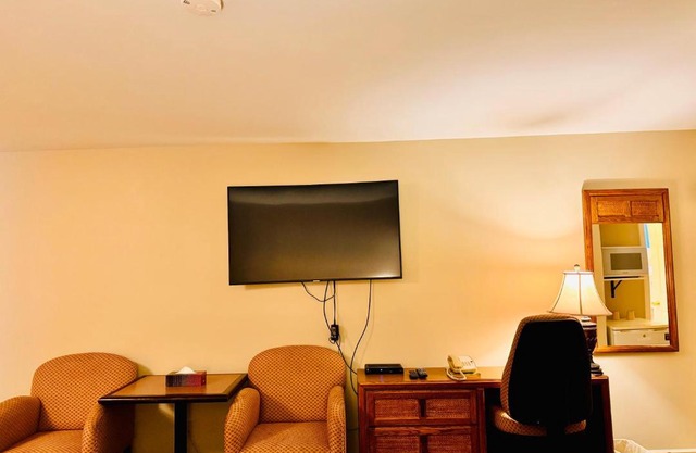 Fundy Line Motel