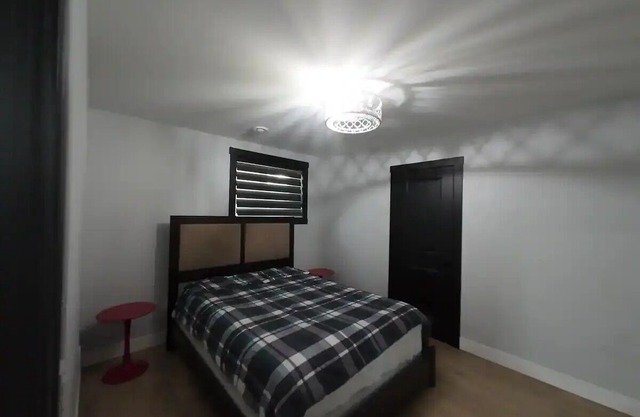 Furnished 2-Bedroom Suite |Best Calgary Location| Near Bow River, Golf, Stampede