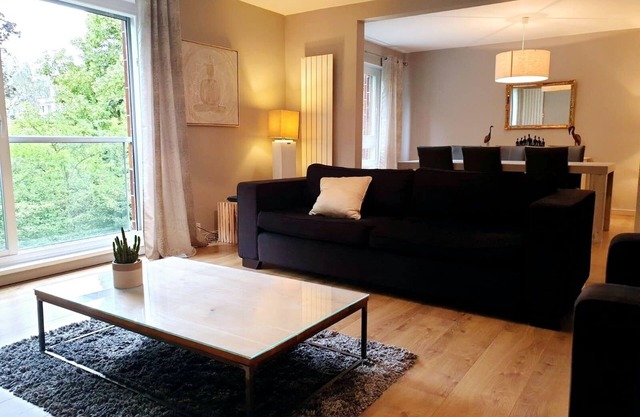 Furnished 3-bedroom apartment Lille Tram St Maur + garage