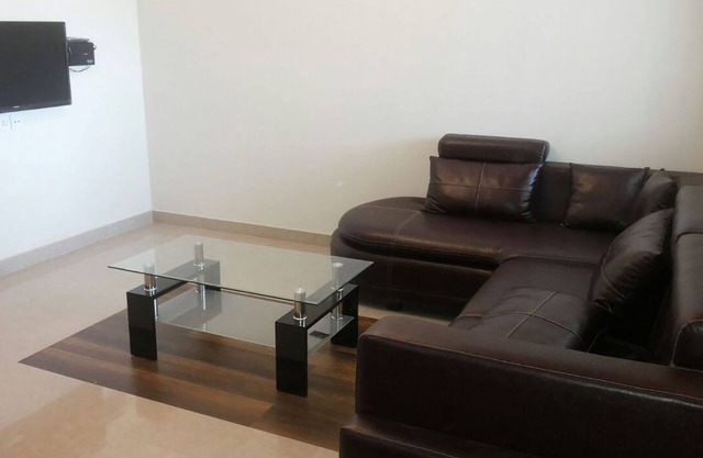 Apartamento amueblado A / C Deluxe en Hilite City