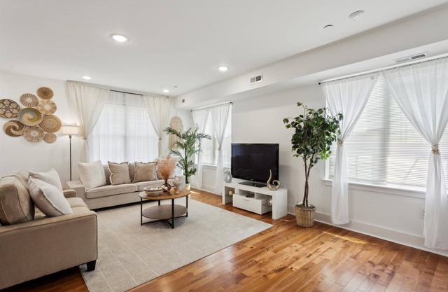 Boho Apt- Minutes from Upenn, CHOP, USMLE, Drexel.Furnished with all Essentials.