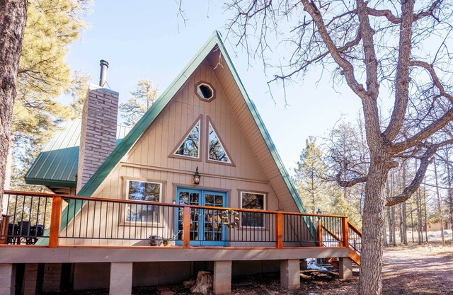 Furnished Deck + Fire Pit: Happy Jack Cabin