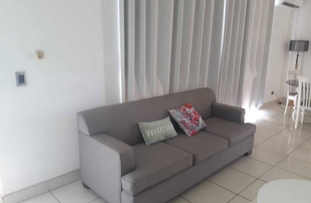 Apartamento familiar amueblado con vista al mar y a pasos de la playa