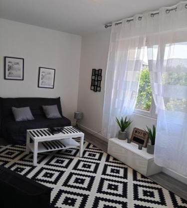 Furnished studio, 5 min Avignon, Pontet center