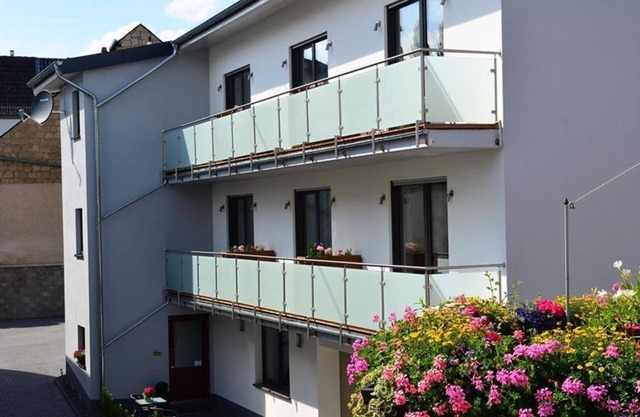 Gästehaus Am Hochsimmer - Habitación doble con ducha / WC Balcón
