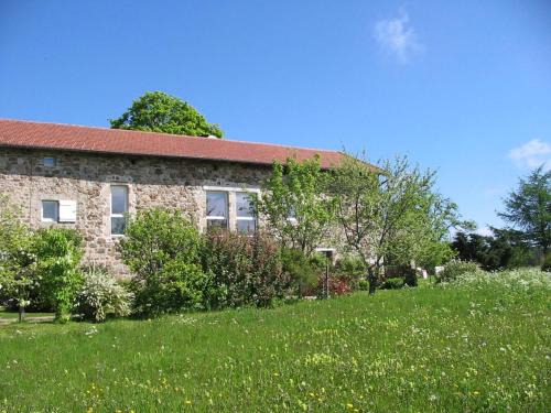 Gîte chaleureux avec poêle à bois, terrasse, wifi, proche activités nature - FR-1-496-268