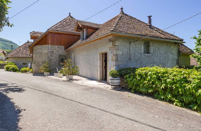 Gîte de Charme à 6km du lac du Bourget . En Plein Cœur du Vignoble
