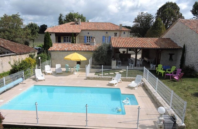 Gîte du ROCAL - MAUROUX
