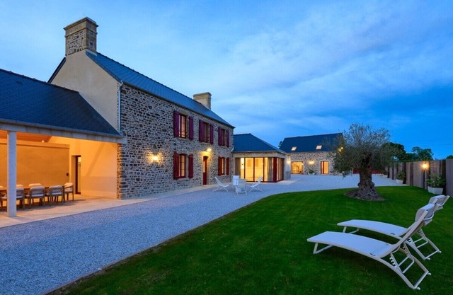 Gîte in Normandy with indoor pool spa sauna gym games room