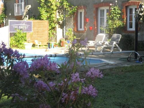 Gîte LES HORTENSIAS 4 étoiles avec piscine