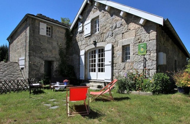 Gîte Nature au Chambon-sur-Lignon: Terrasse, Wifi, Proche Activités et Commerces - FR-1-582-137
