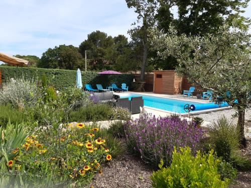 gîte neuf " L'oustaou du clos "classé 2 étoiles à Vaison la romaine