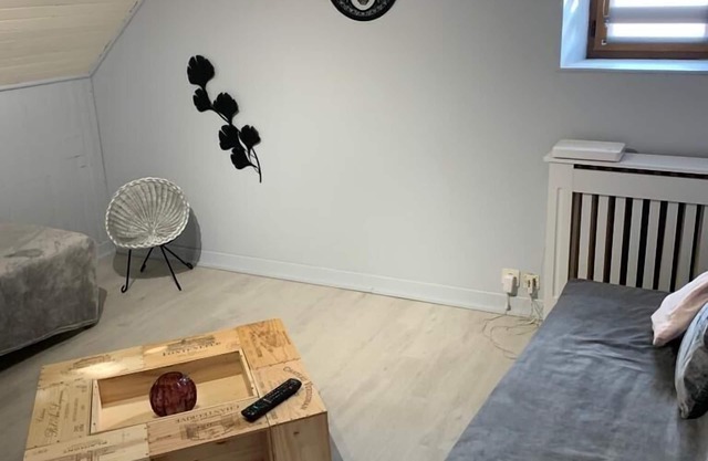 Appartement 90m² Etage-Apartamento-Estándar-Habitación con desagüe