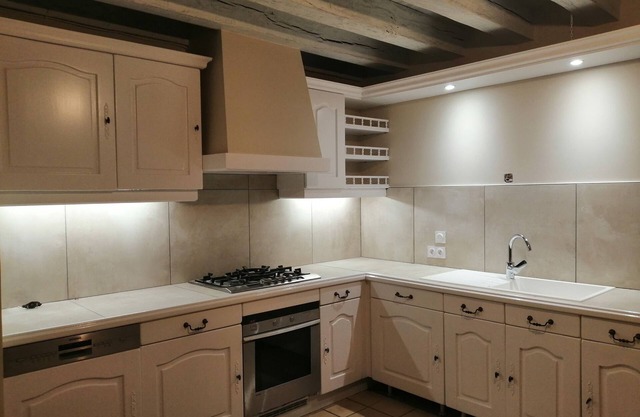 Two completely renovated farmhouses with swimming pool