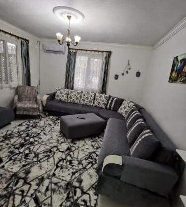 Gümüldür sahile 40m DSİ ve TMO kamp yani, aile için uygun