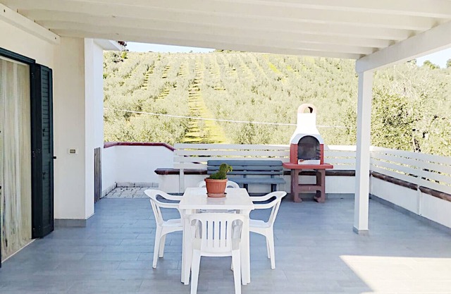 Günstig, Neue Wohnung in Ruhigen Olivenhain. Nur 3 km vom Strand Entfernt