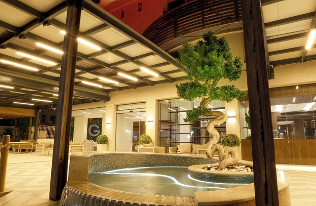 G Hotel