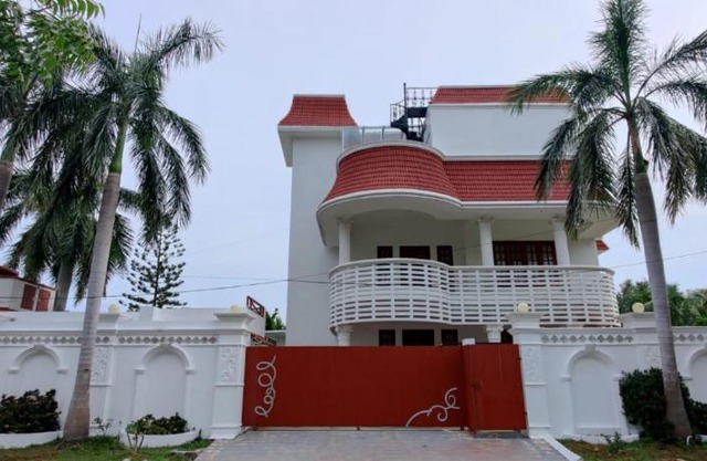 G M Beach Resort