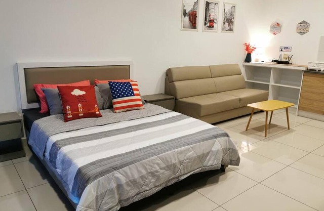 G Studio Swimming Pool View@EVO BANGI NETFLIX+WIFI