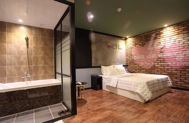 G7 Hotel