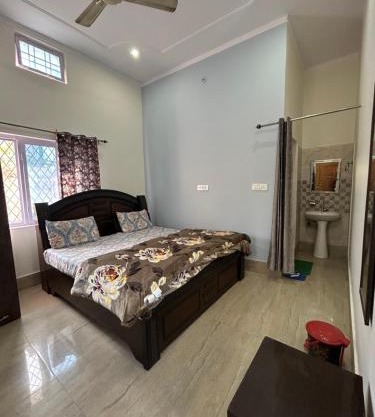 Gaharwar Home Stay
