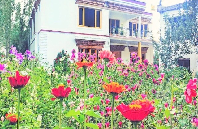 Galaxy Guest House
