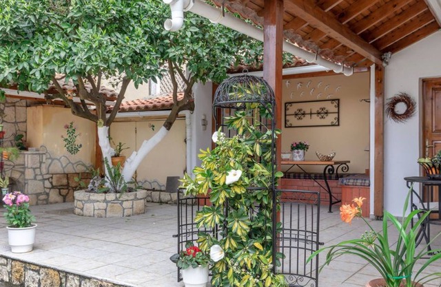 Galini Traditional House