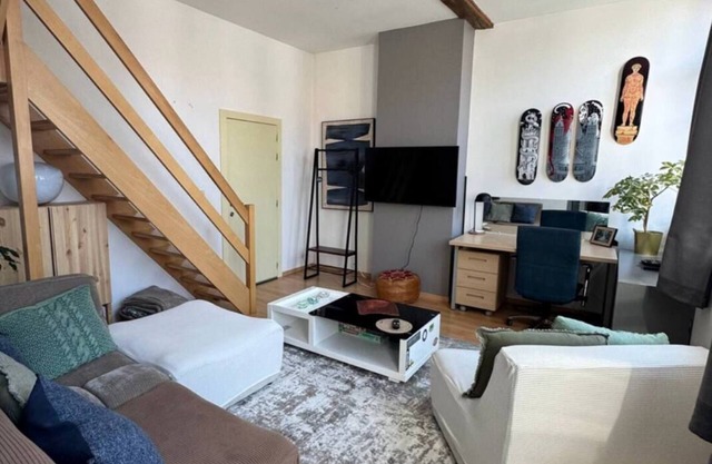 Gallait Suites - Heart of Tournai with AC, WiFi..