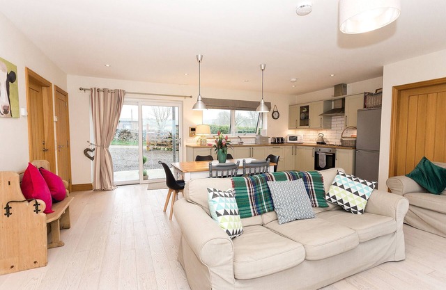 Galloway View - a lodge that sleeps 4 guests in 2 bedrooms
