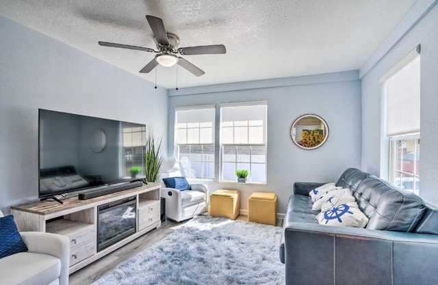 Galveston Retreat with Backyard and Patio!