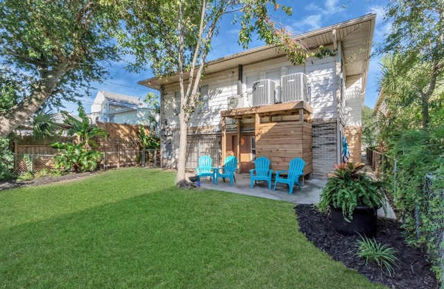 Galveston Studio - Sleeps 7 - Minutes to Beach !
