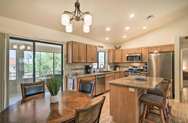 Game Room and Mtn Views Lake Havasu Escape!