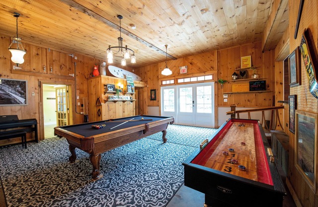 GAMERS HAVEN, River Wine Inn!
