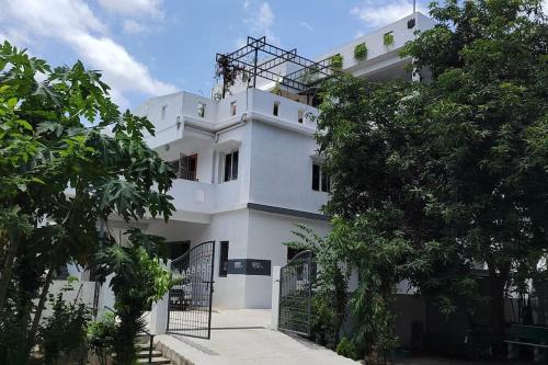 Gangi Kota East Flat