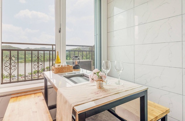 Gapyeong Ribbon Spa Pool Villa