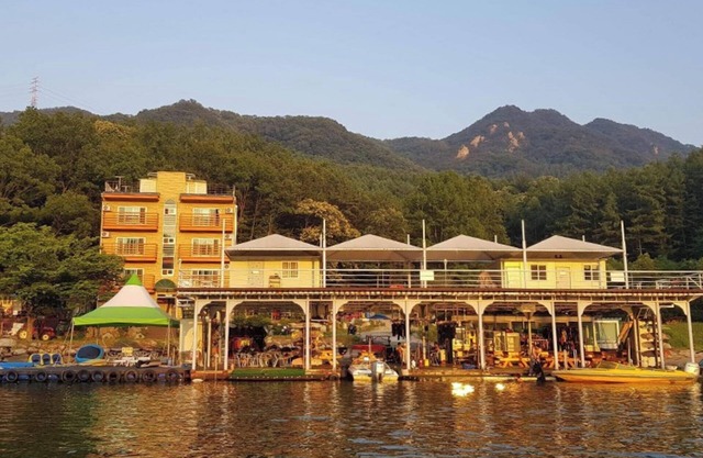 Gapyeong Sanwullo Water Leisure Pension