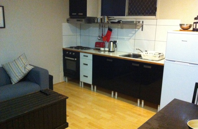Redland Baybreeze Garden Flat