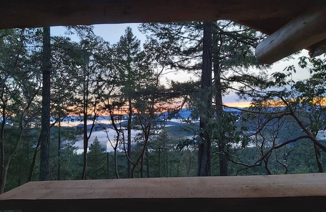 Garden Bay Cliff Dwellings w / dome window Vista espectacular - Glamping Experience