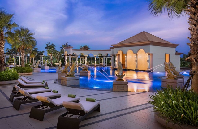 Garden City Hotel