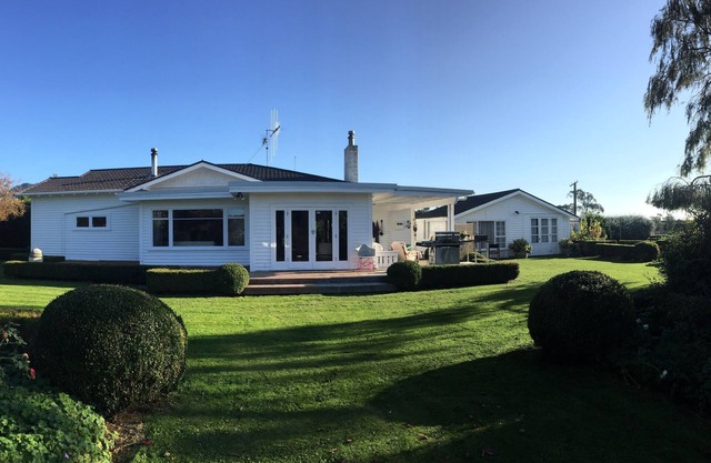 Te Horo Garden Cottage