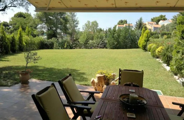 Garden house