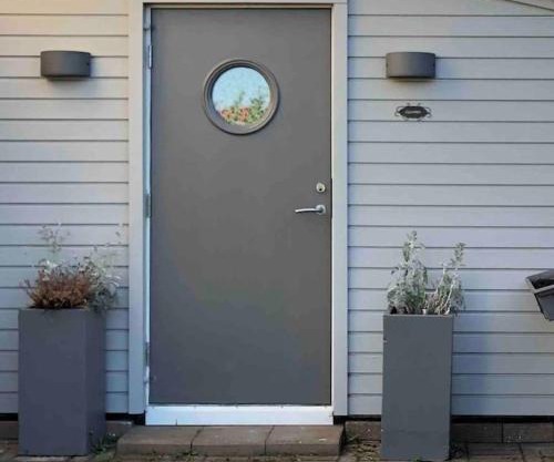 Garden house with parking in central Malmö